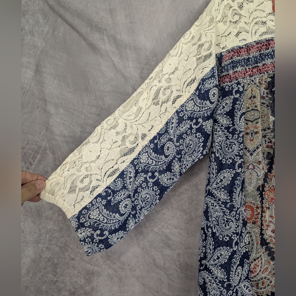 Miss Me Medium Boho Blouse Navy/Orange/Cream Lace Shoulders V-Neck - Picture 3 of 12